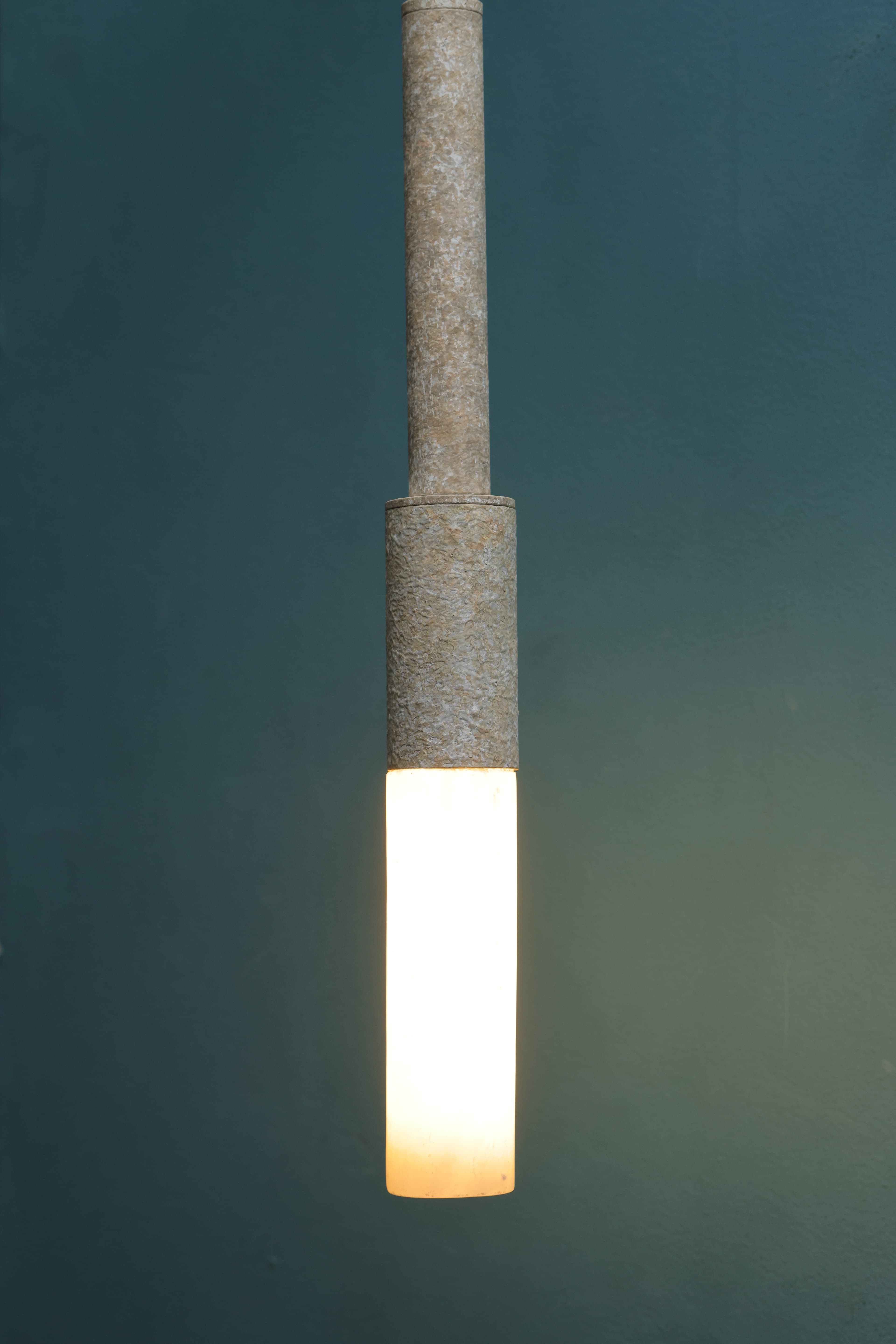 D39037-Wall Light